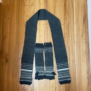 Fair aisle Scarf and Gloves Set